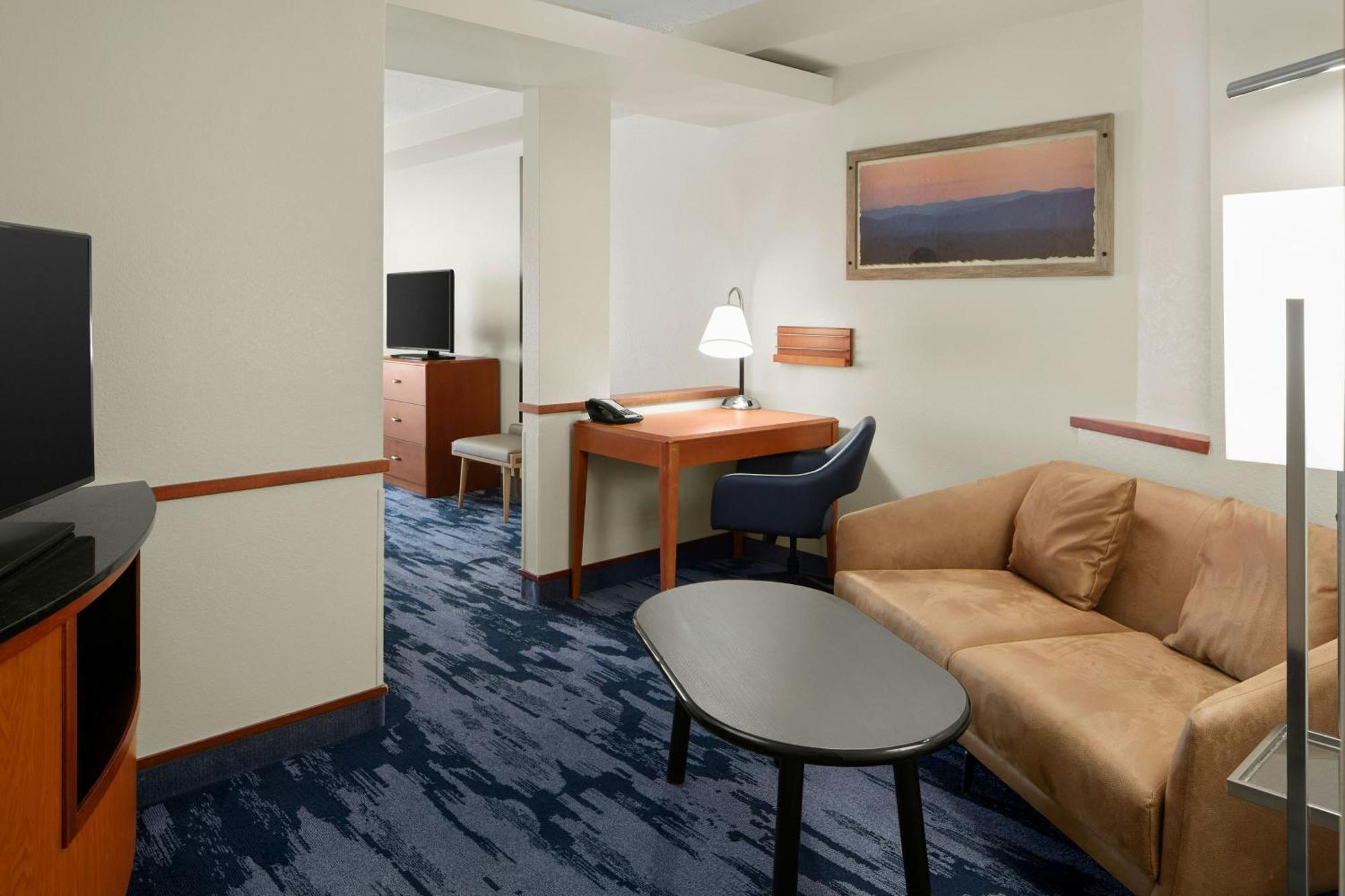 Fairfield Inn & Suites By Marriott Карлайл Экстерьер фото