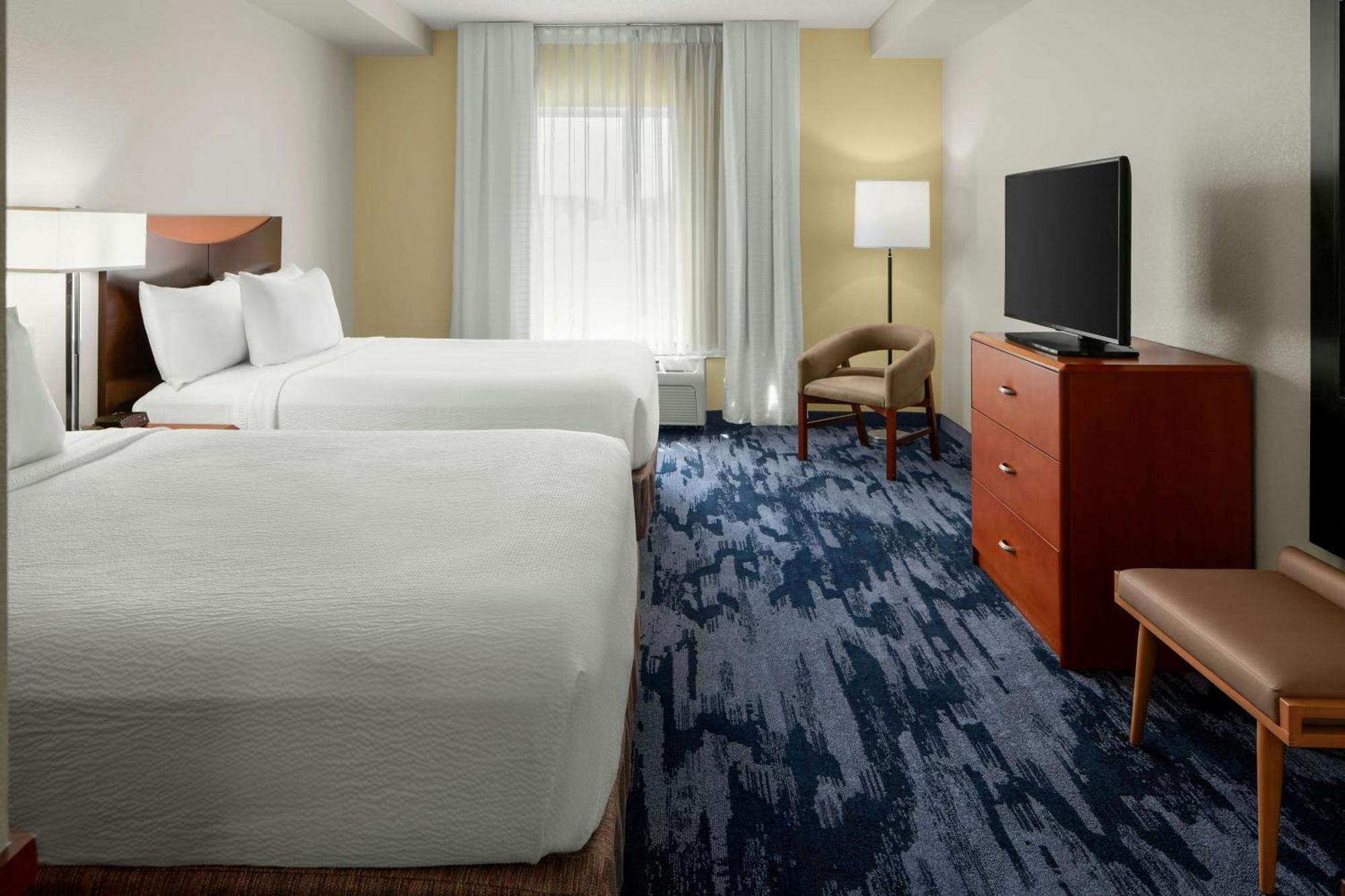 Fairfield Inn & Suites By Marriott Карлайл Экстерьер фото