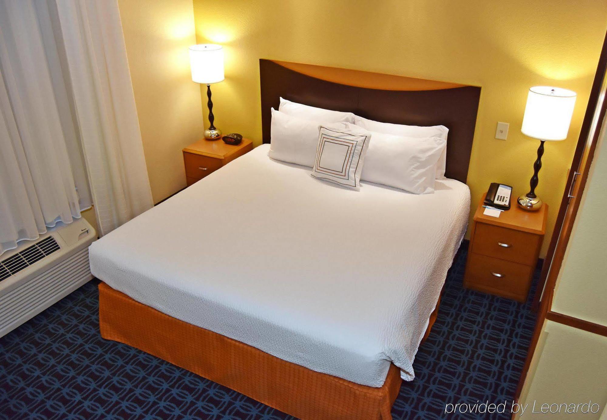 Fairfield Inn & Suites By Marriott Карлайл Экстерьер фото